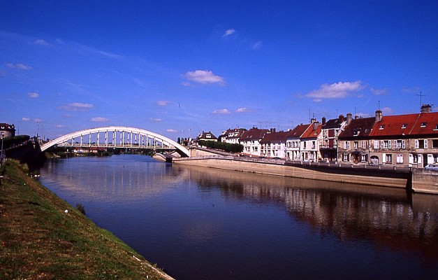PSM Pont au loin ©PNROPF