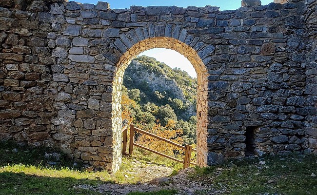 Chateau_et_chapelle_Cabrerolles_-_Julie_Noclercq_3