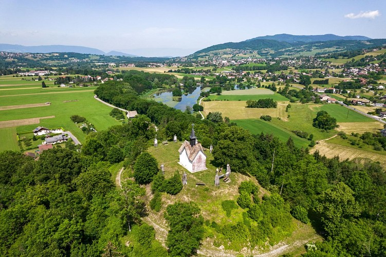 Balade pédestre - Le tour du lac du Möle et la Chapelle du Calvaire_La Tour