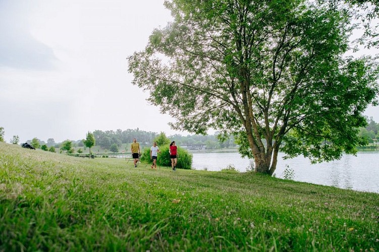 Le lac de Champos - marche nordique