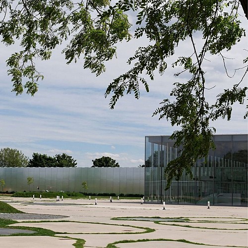 A vélo autour du Louvre-Lens