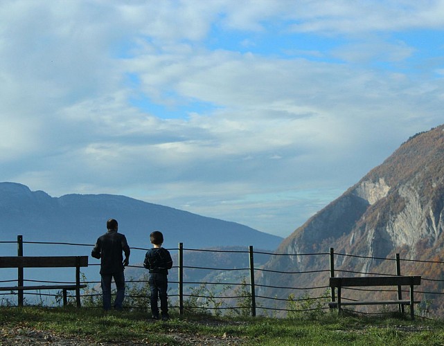 Faverges family walk