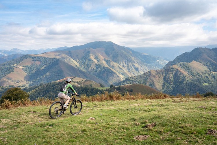 16 - VTT - PAYS BASQUE - Xiberoa - JONATHAN CATHALA-1