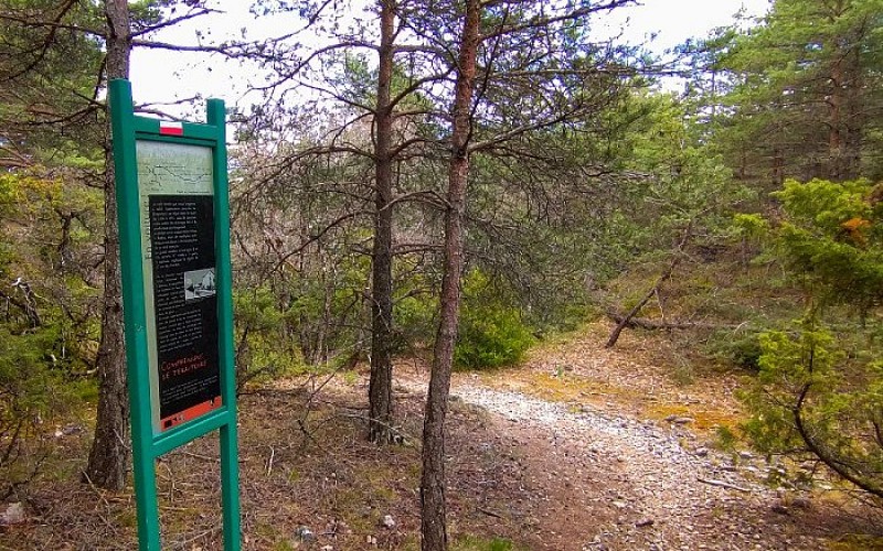 A proximité de Fontvive