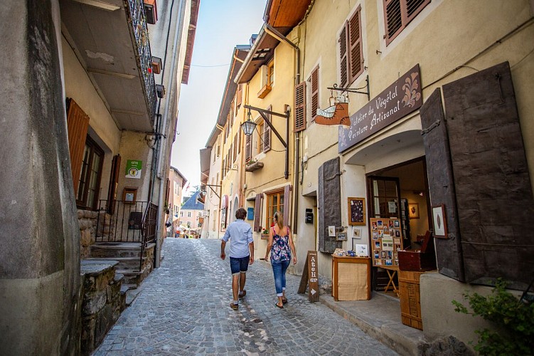 Tour des Bauges per fiets - Etappe Pays d'Albertville - Van Lac de Grésy naar Ugine