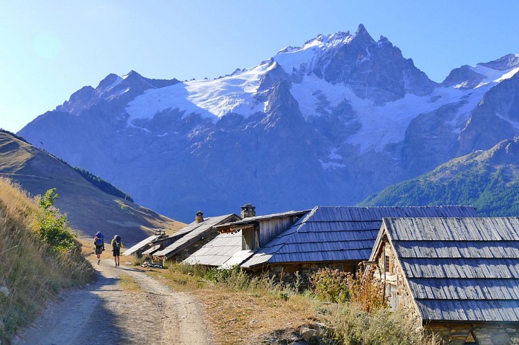 Giro delle Aiguilles d'Arves