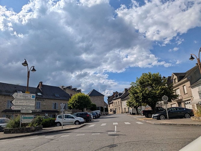 Arrivée bourg Chamberet (1)