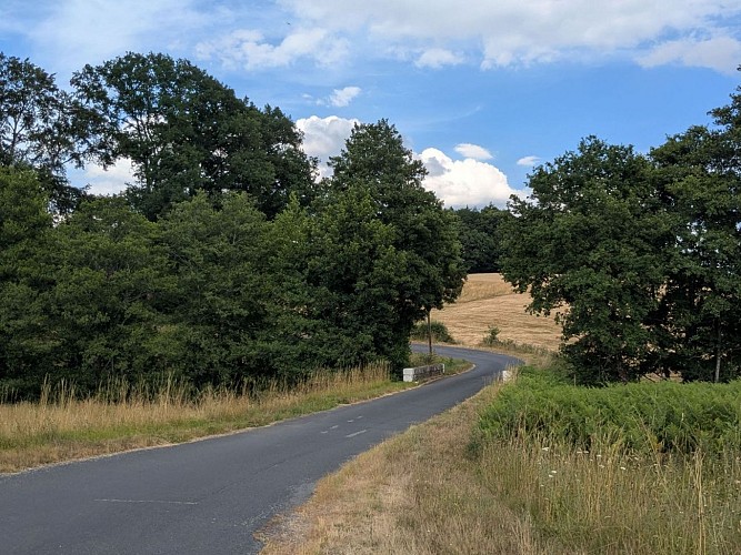 Route vers Tralorieux Chamberet