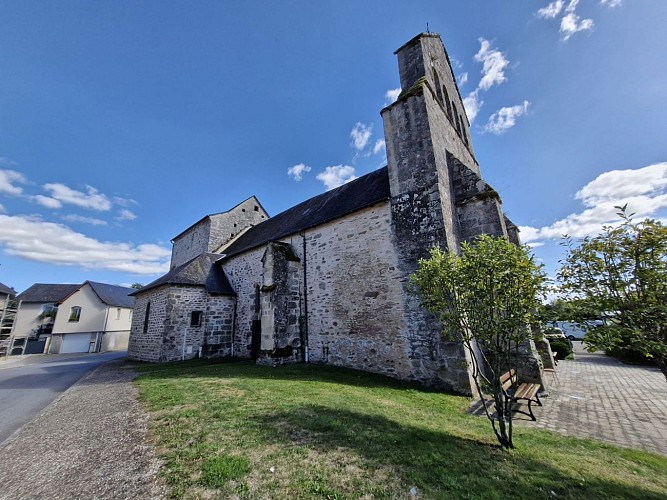 Eglise Meilhards © Jade Lautrete (1)