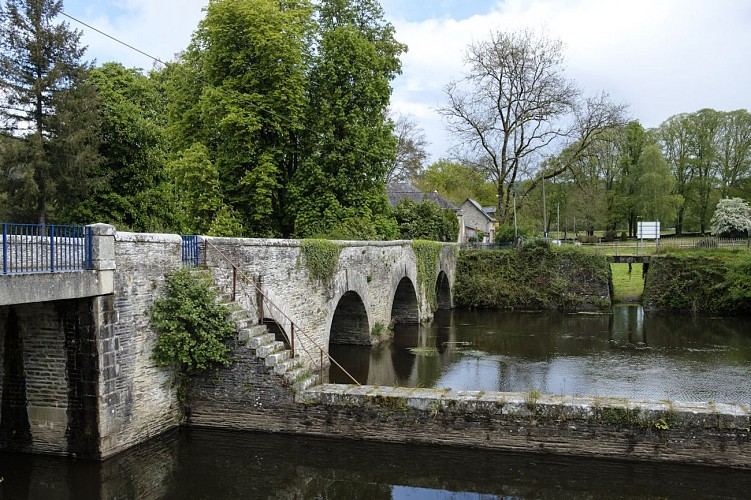 Le tour du lac de Guerlédan à vélo