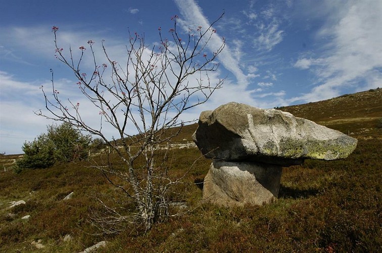 La vallée du Fossat - Les rochers de la Pause