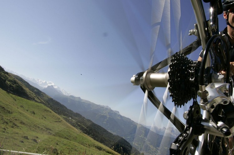 Vélo de Route - Le col de Joux Plane
