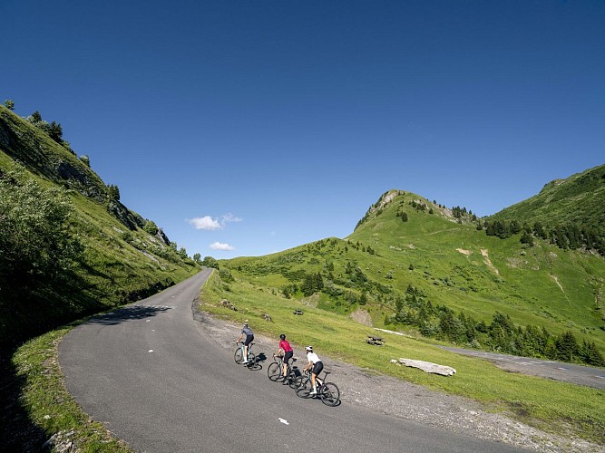 Concentré de cols alpins – itinéraire cyclo_Annecy