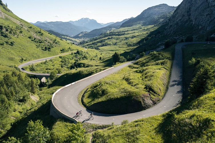 Concentré de cols alpins – itinéraire cyclo_Annecy