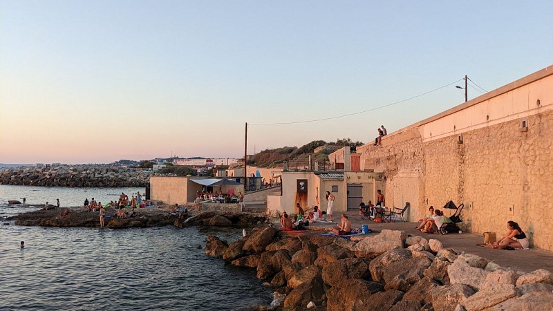Un paseo entre la tierra y el mar en Pointe-Rouge