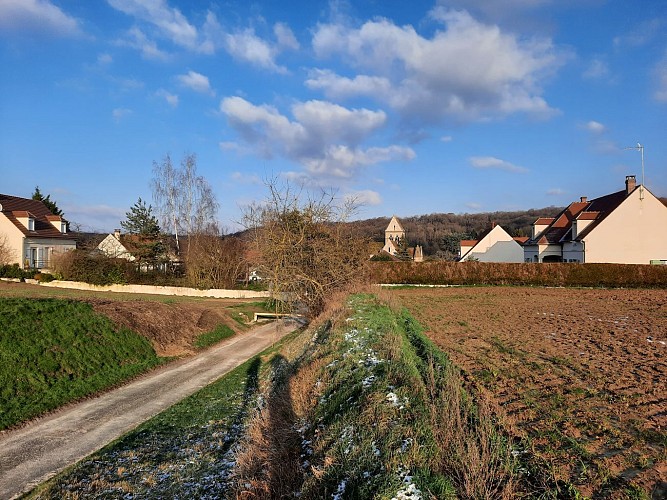 ANGICOURT rue 2 ©ccpoh