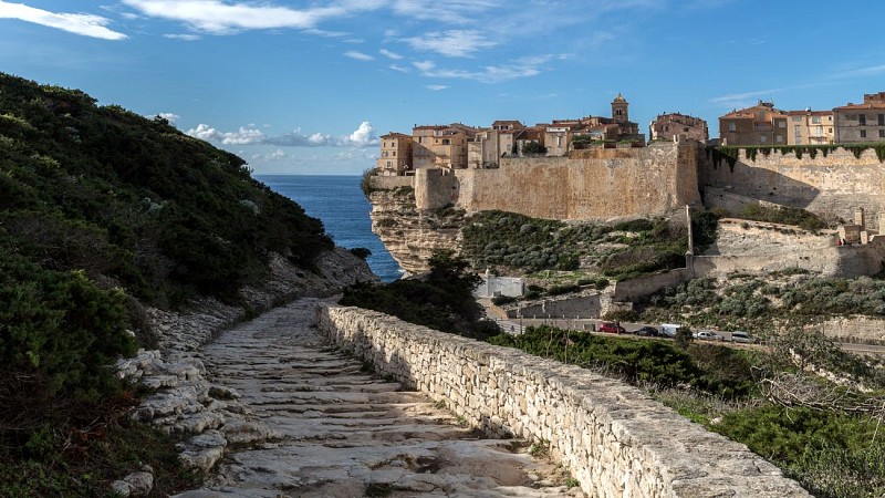 sentier-campuromanilu-balade-bonifacio-corse