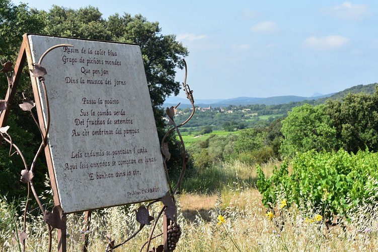 Poeme sur le sentier