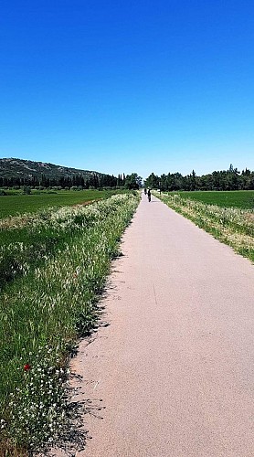 Der Grüne Weg Uzès - Pont du Gard - Beaucaire