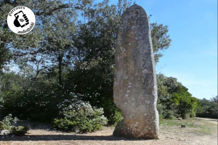 Randonnée Le Menhir, les Concluses