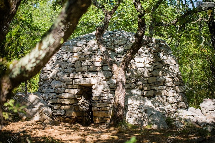 Il sentiero delle Capitelles de Blauzac