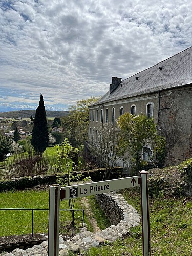 Le Prieuré de Saint-Lézer