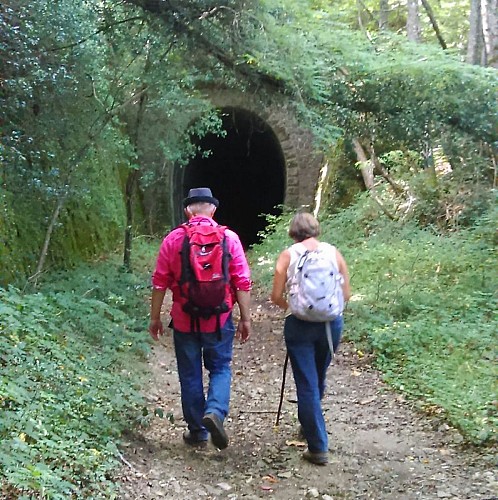 Un tunnel de l'ancienne voie ferrée Le Vigan Tournemire