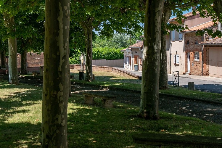 Place Alex Ouillac Deyme