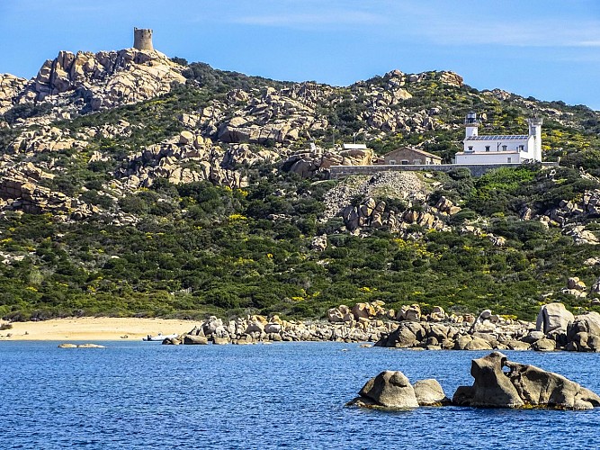 Refuge du phare de Senetosa