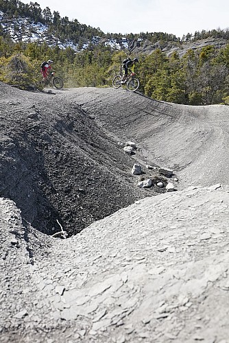 VTT n°17 - Les terres noires