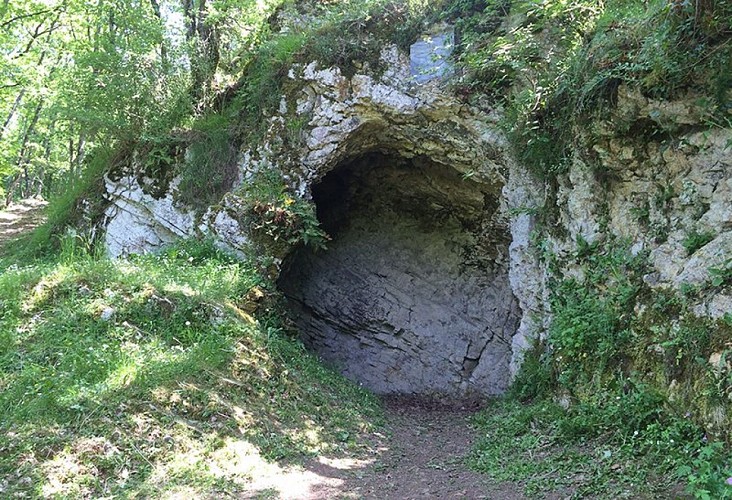 N°13 Rouge:  Le circuit des trois villages