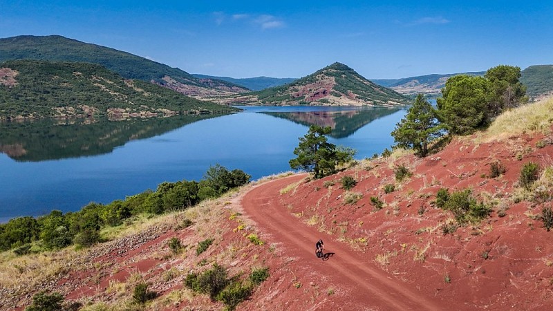 Gravel bike au lac du Salagou