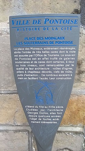 Pontoise Place des Moineaux