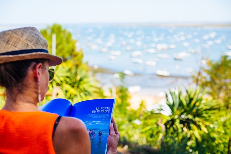 plage-herbe-lecture-4