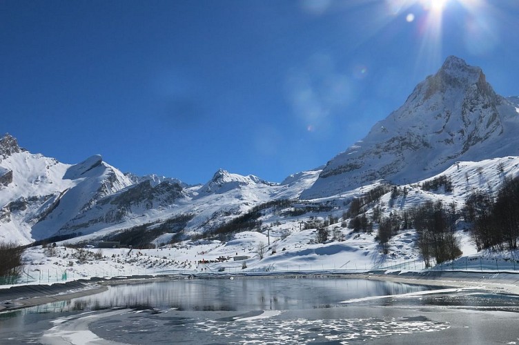 1440 Raquette lac bezouBézou lac ©epsa