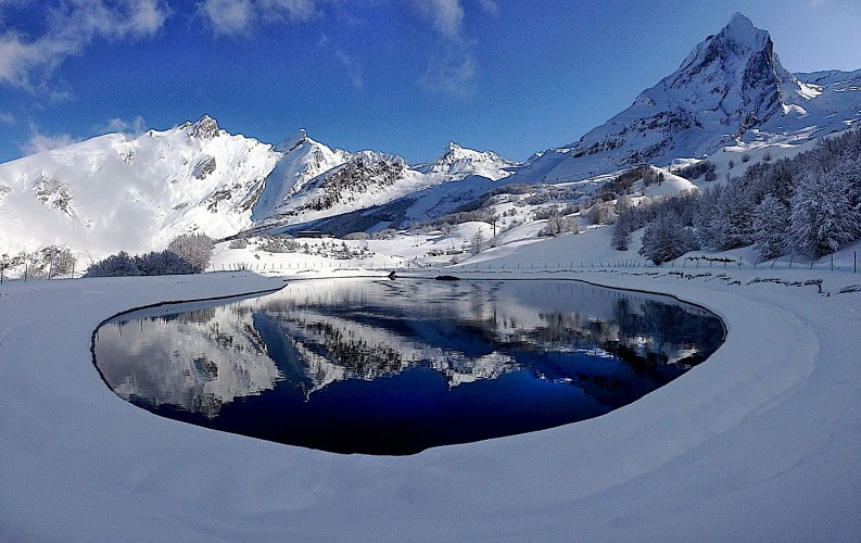 lac bezou hiver Raquettelac-bezou2©epsa