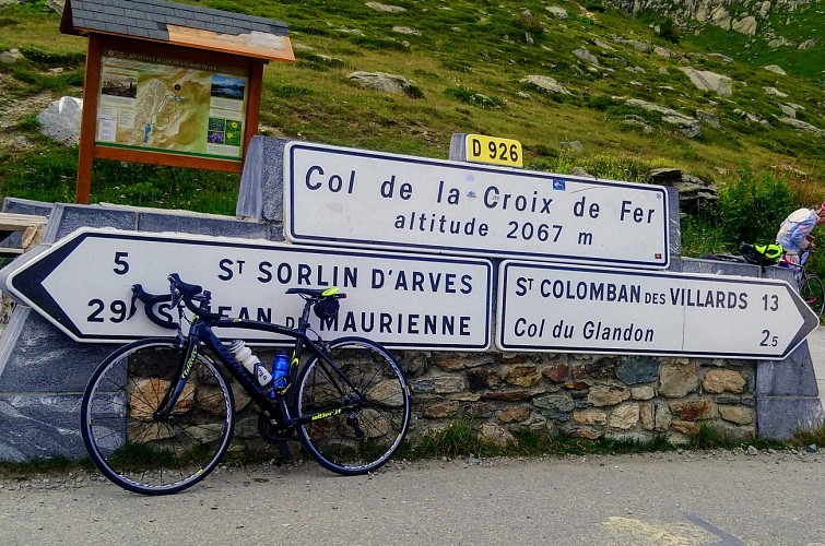 Road cycling - the great loop : Croix de Fer & Galibier