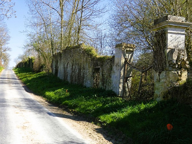 Lingèvres vestiges abbaye du Cordillon