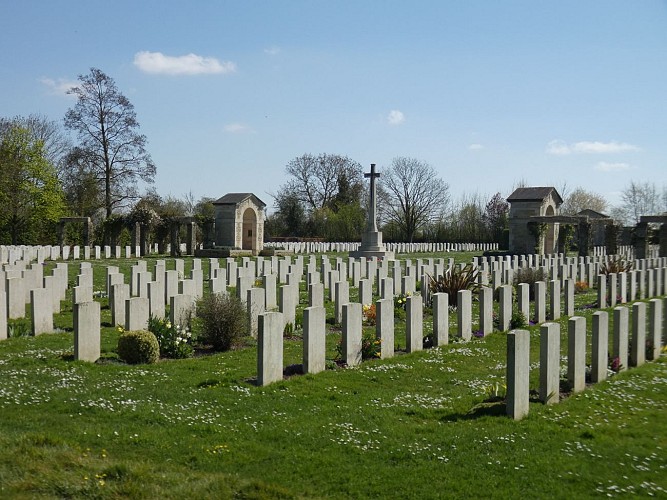 Cimetière Commonwealth Tilly (2)