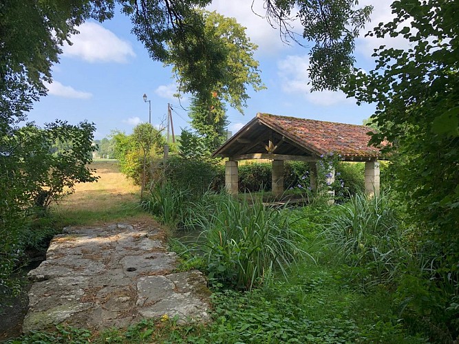 SAINT JUST le lavoir 2