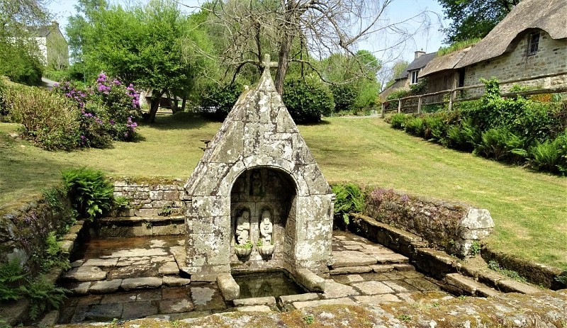 La fontaine Saint-Mathurin