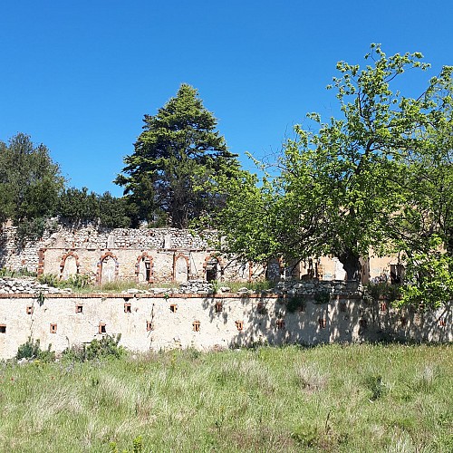 Paseo de descubrimiento de la colina de Nerthe