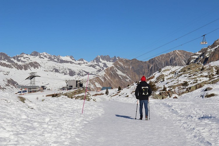 Grande balade des lacs - Snowshoeing on the Espace Alpe d'Huez from Villard-Reculas_Villard-Reculas
