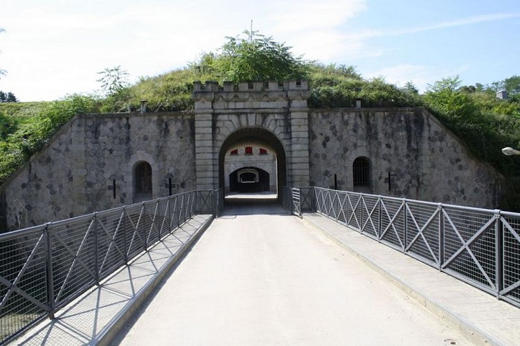 Entrée du Fort de Feyzin