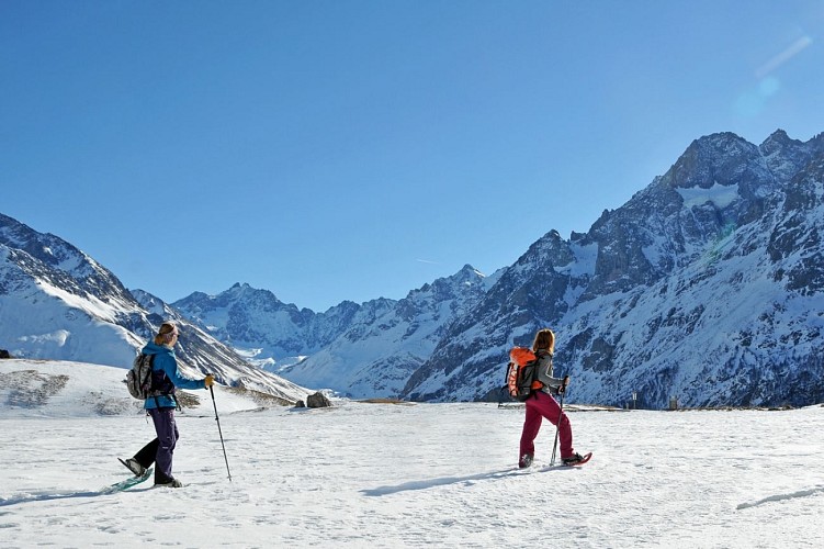 Pontet's lake by ski touring