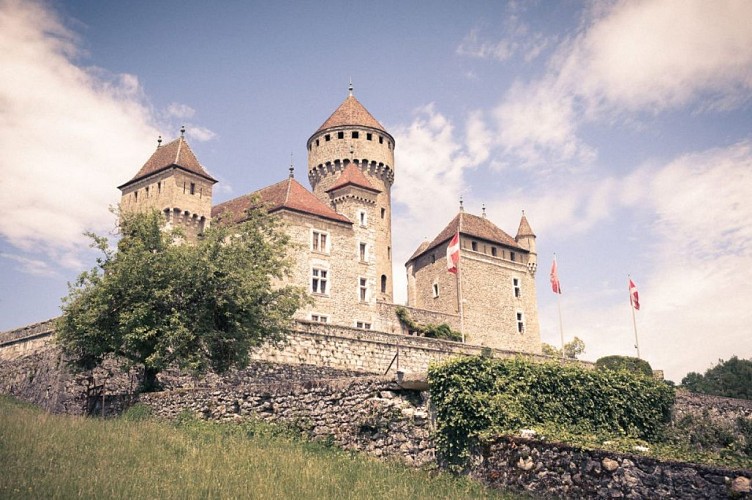Domaine et château de Montrottier