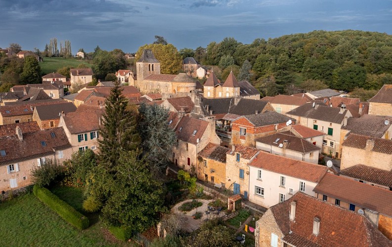 Vue aérienne de Goujounac