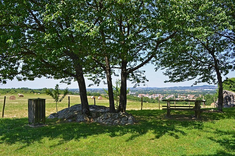 Aire de pique-nique au Puy Germon