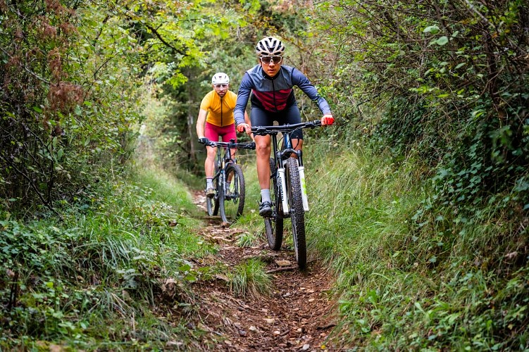 VTT près de Figeac en automne