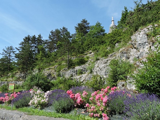 Hiking loop: Le tour du Fierloz_Artemare